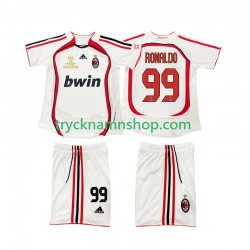 AC Milan RONALDO 9 2006 2007 Tröja Retro 2:a Matchställ Barn Kortärmad