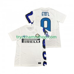 Inter Milan ETOL 9 2010 2011 Tröja Retro 2:a Matchställ Män Kortärmad