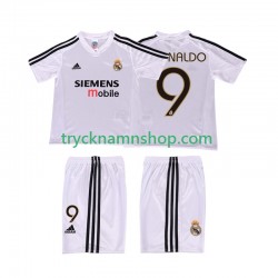 Real Madrid RONALDO 9 2004 20025 Tröja Retro 1:a Matchställ Barn Kortärmad